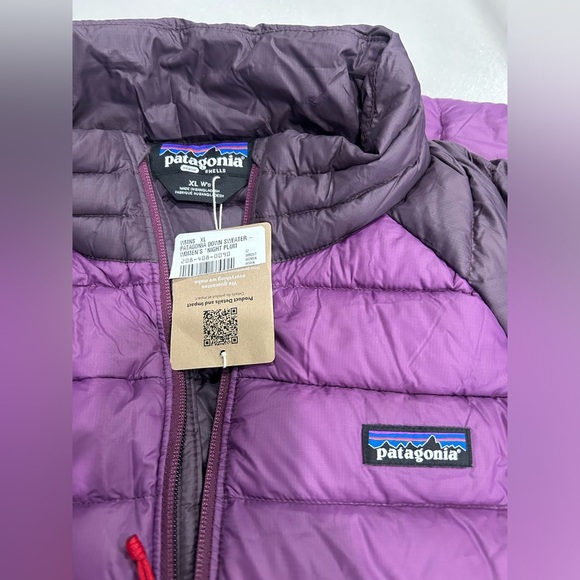 Patagonia Women’s XL Down Sweater Puffer Jacket Night Plum Purple NWT - Picture 5 of 16